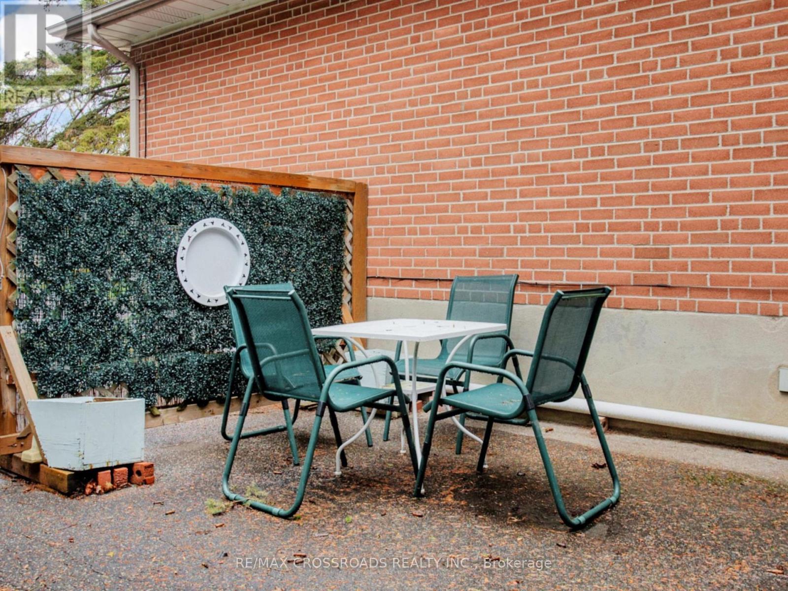 366 Palmer Avenue, Richmond Hill, Ontario  L4C 1P6 - Photo 49 - N12990732