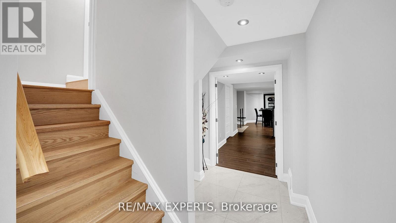 11 Crew Crescent, Vaughan, Ontario  L6A 3E9 - Photo 28 - N12990778