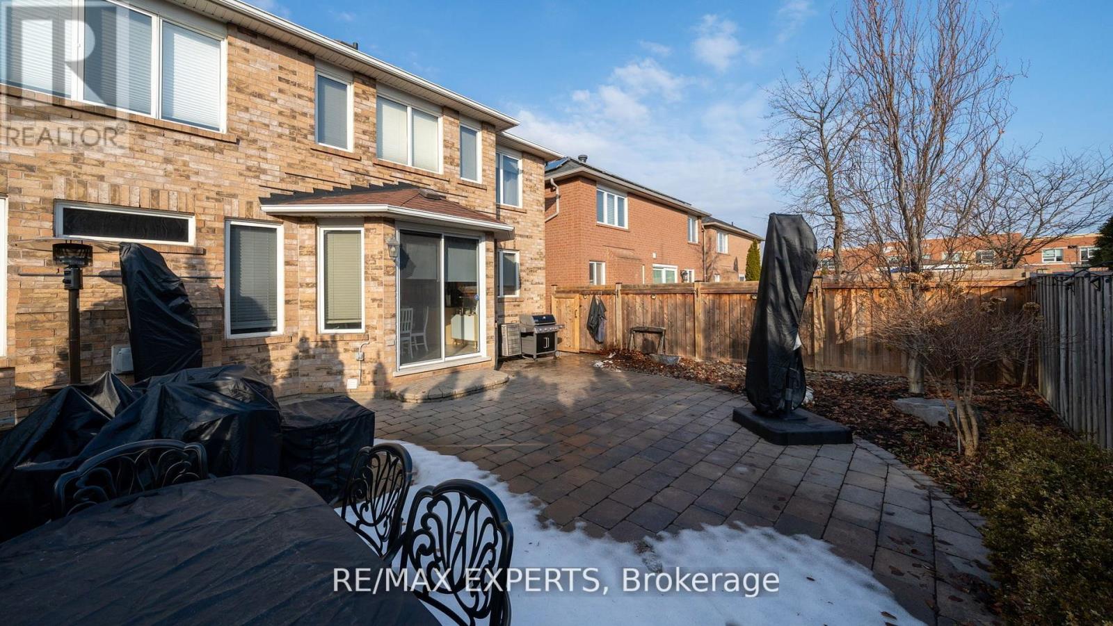11 Crew Crescent, Vaughan, Ontario  L6A 3E9 - Photo 39 - N12990778