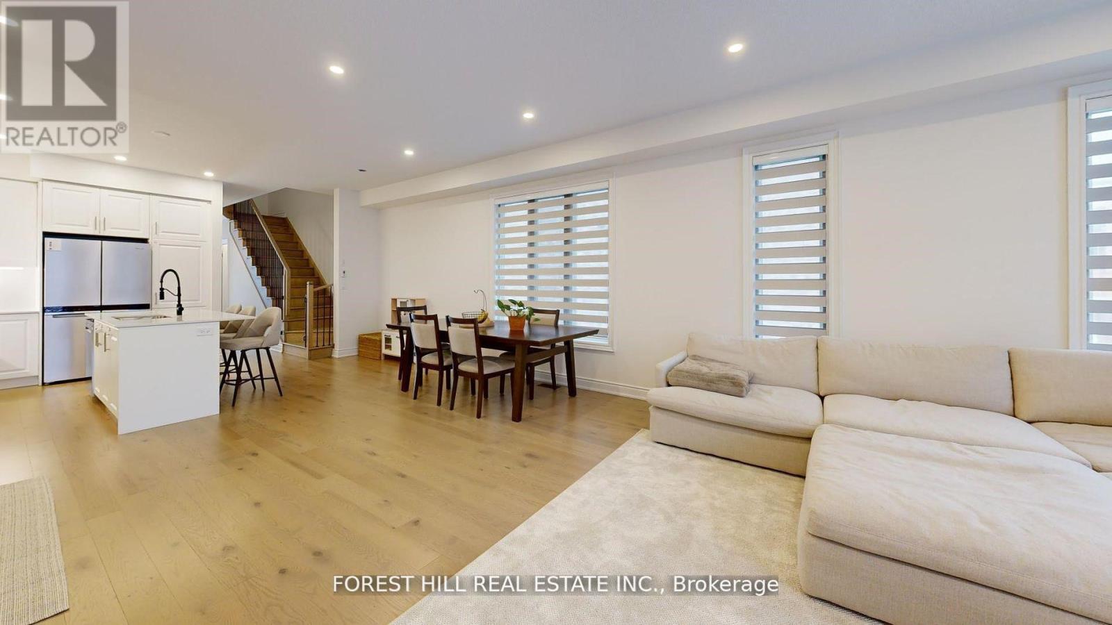 54 Montrose Boulevard, Bradford West Gwillimbury, Ontario  L3Z 4P3 - Photo 12 - N12990794