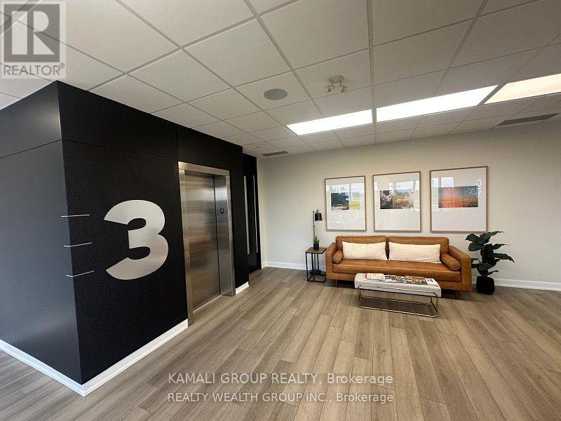 Professional Suite - 1135 Stellar Drive, Newmarket, Ontario  L3Y 7B8 - Photo 10 - N12990850