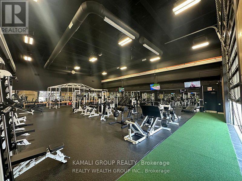 Full Wing Suite - 1135 Stellar Drive, Newmarket, Ontario  L3Y 7B8 - Photo 24 - N12991070