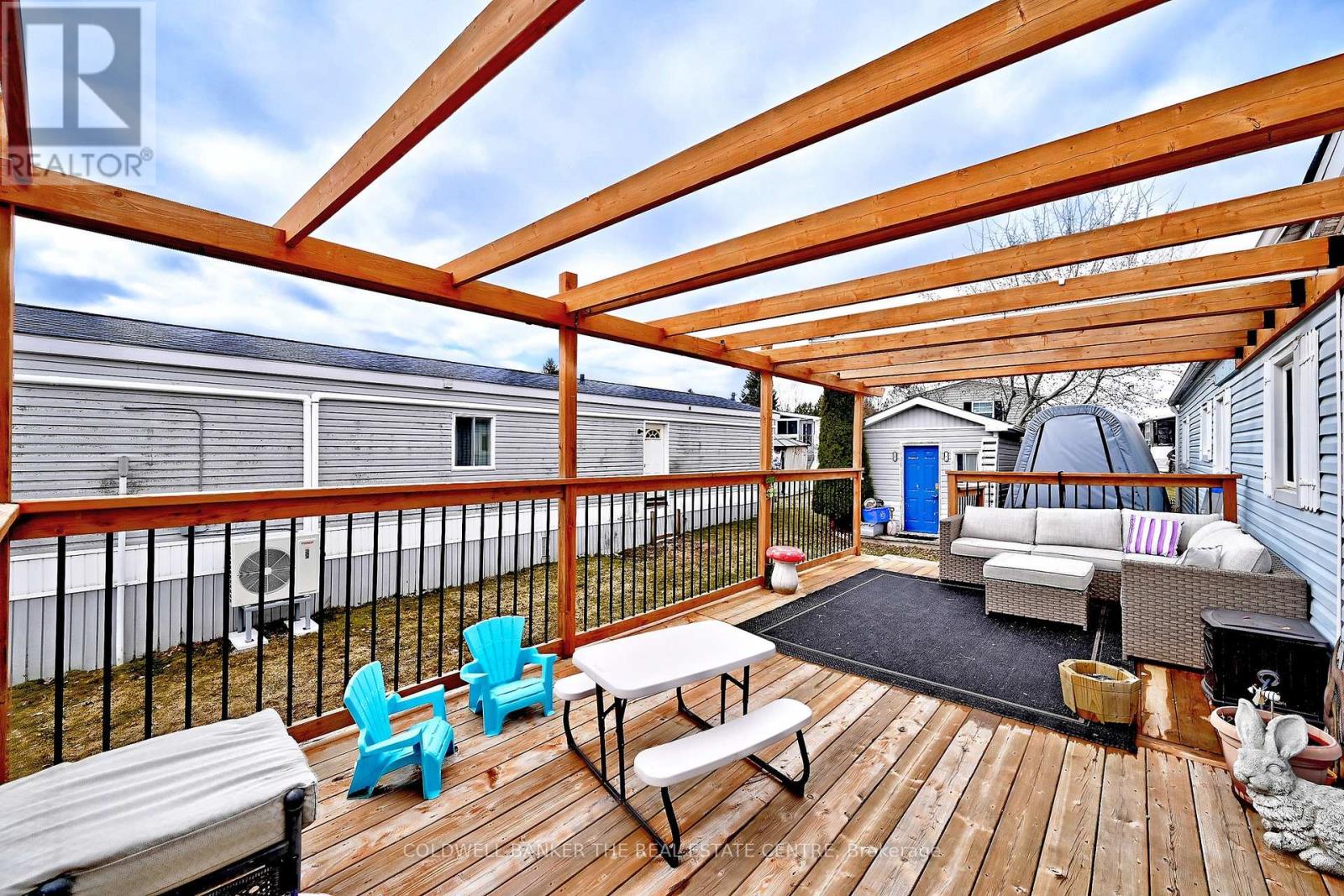 22 Sunrise Circle, Bradford West Gwillimbury, Ontario  L3Z 3W9 - Photo 5 - N12991078