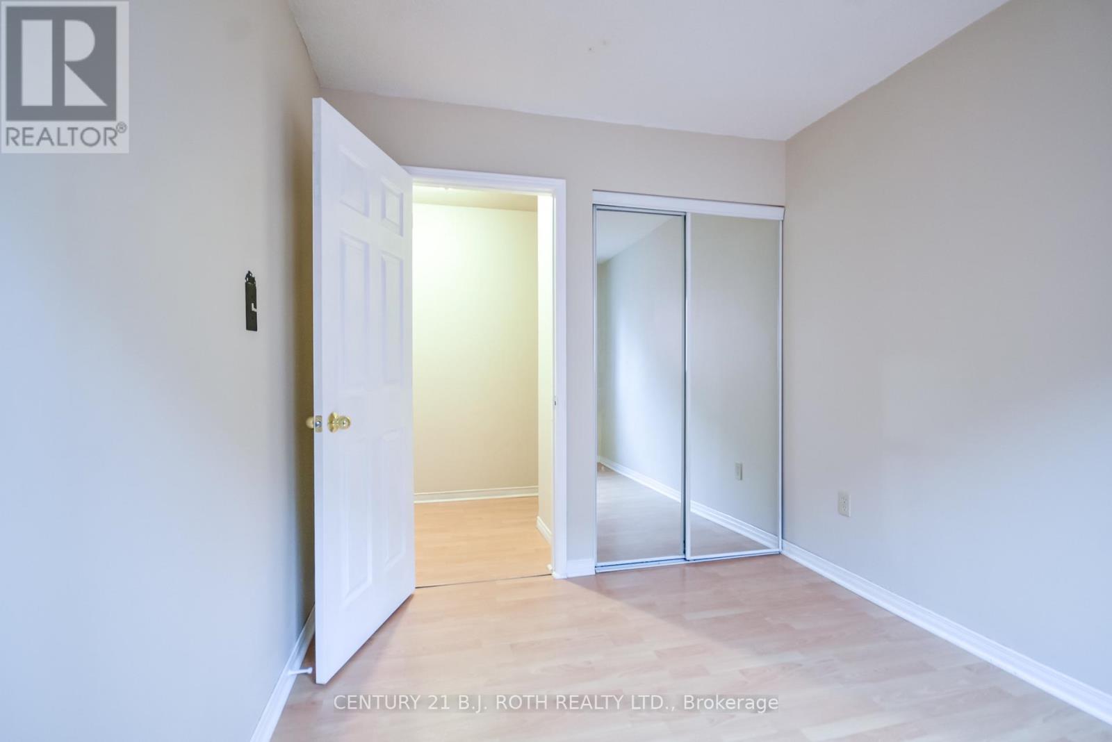 Upper - 51 Mcdougall Drive, Barrie, Ontario  L4N 7H7 - Photo 20 - S12990744