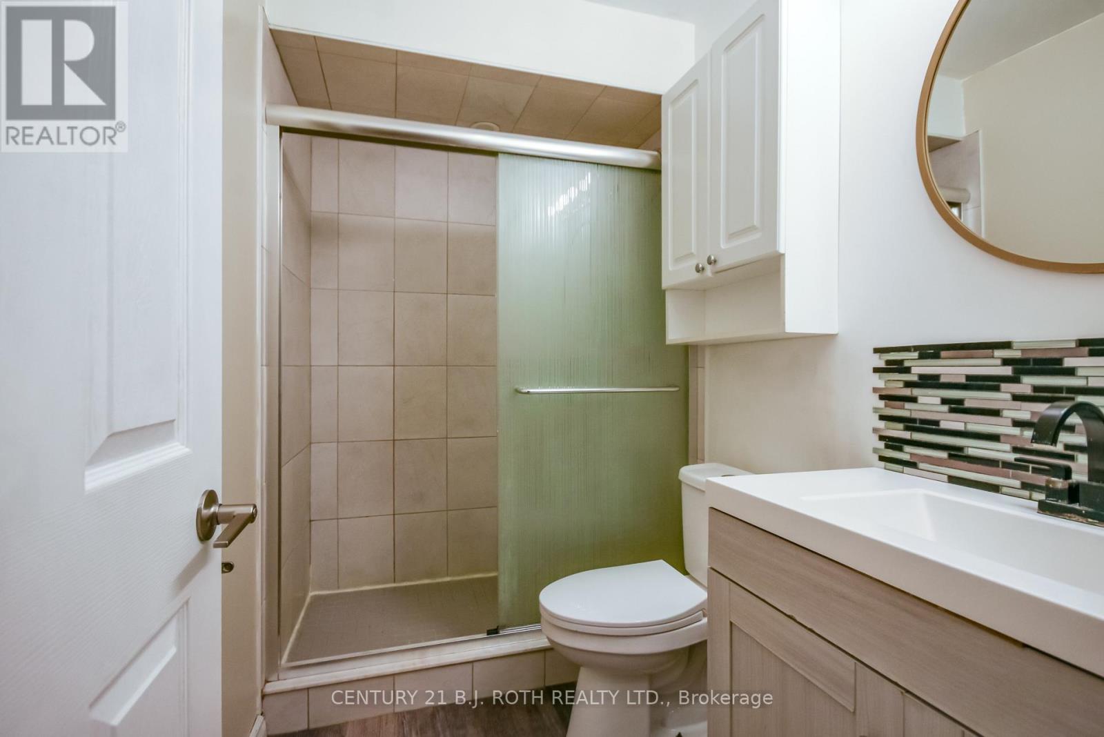 Upper - 51 Mcdougall Drive, Barrie, Ontario  L4N 7H7 - Photo 21 - S12990744