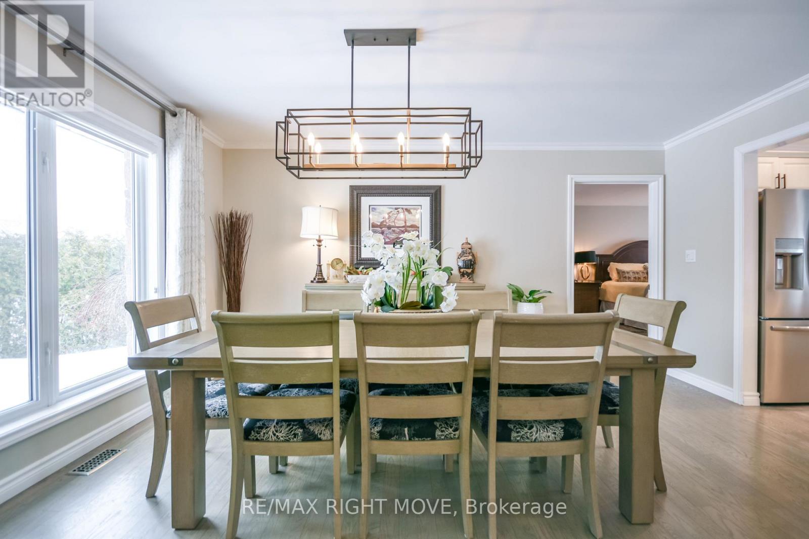 661 Glen Crescent, Orillia, Ontario  L3V 6R2 - Photo 7 - S12990804