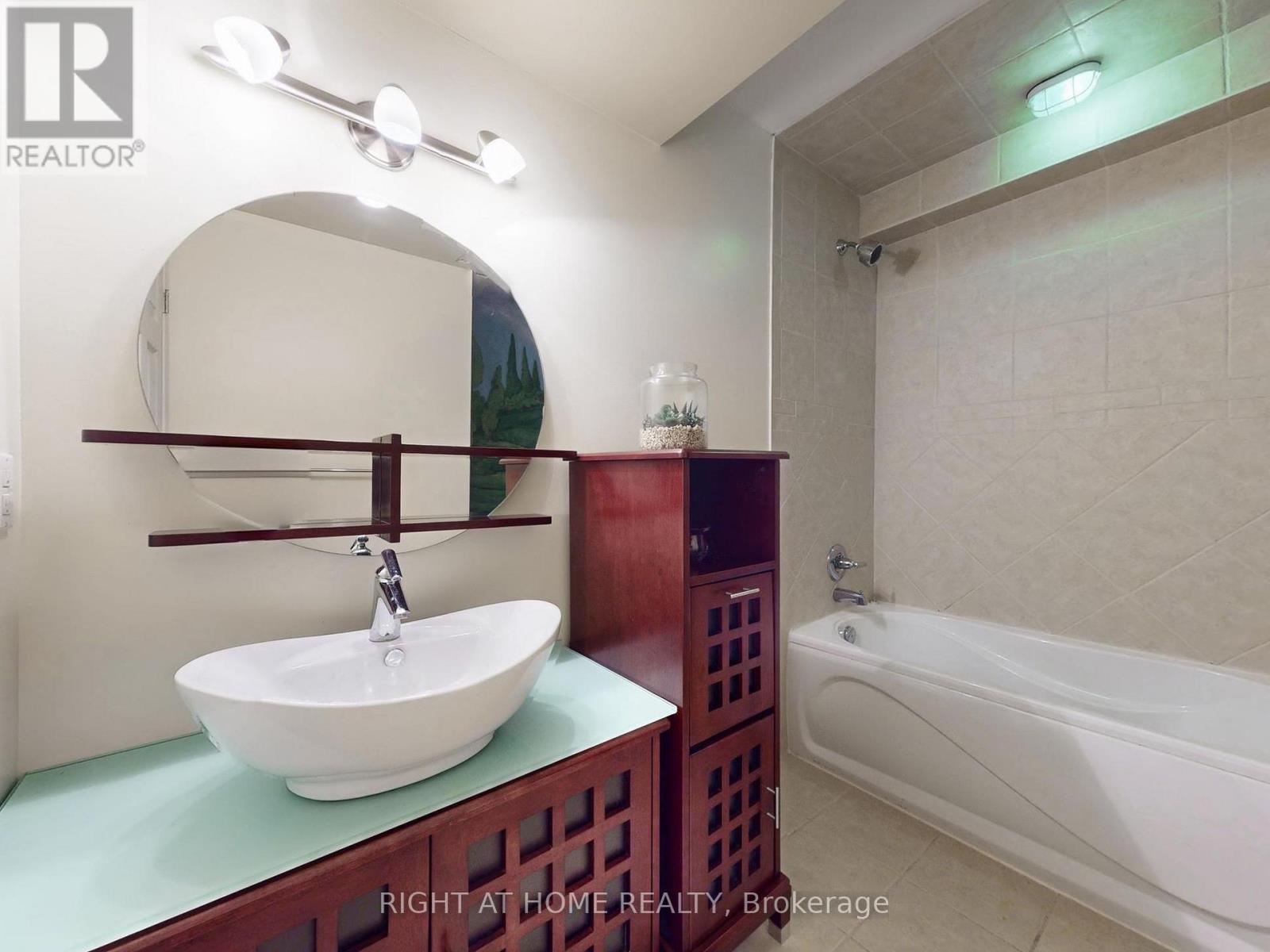 204 Proclamation Drive, Barrie, Ontario  L4N 0Y9 - Photo 29 - S12990936