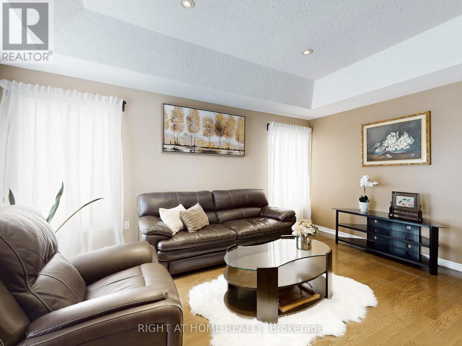 204 Proclamation Drive, Barrie, Ontario  L4N 0Y9 - Photo 6 - S12990936