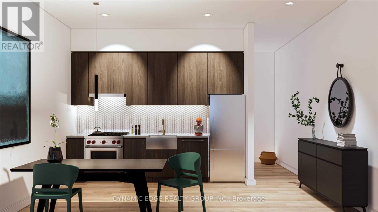 196 Burton Avenue, Barrie, Ontario  L4N 2R6 - Photo 3 - S12991002