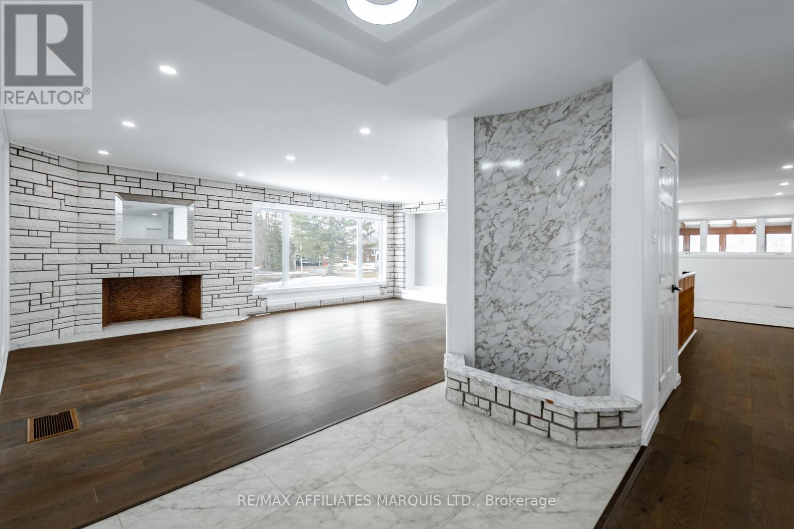 6254 Poplar Street, South Glengarry, Ontario K0C 1E0 - Photo 12 - X12879282