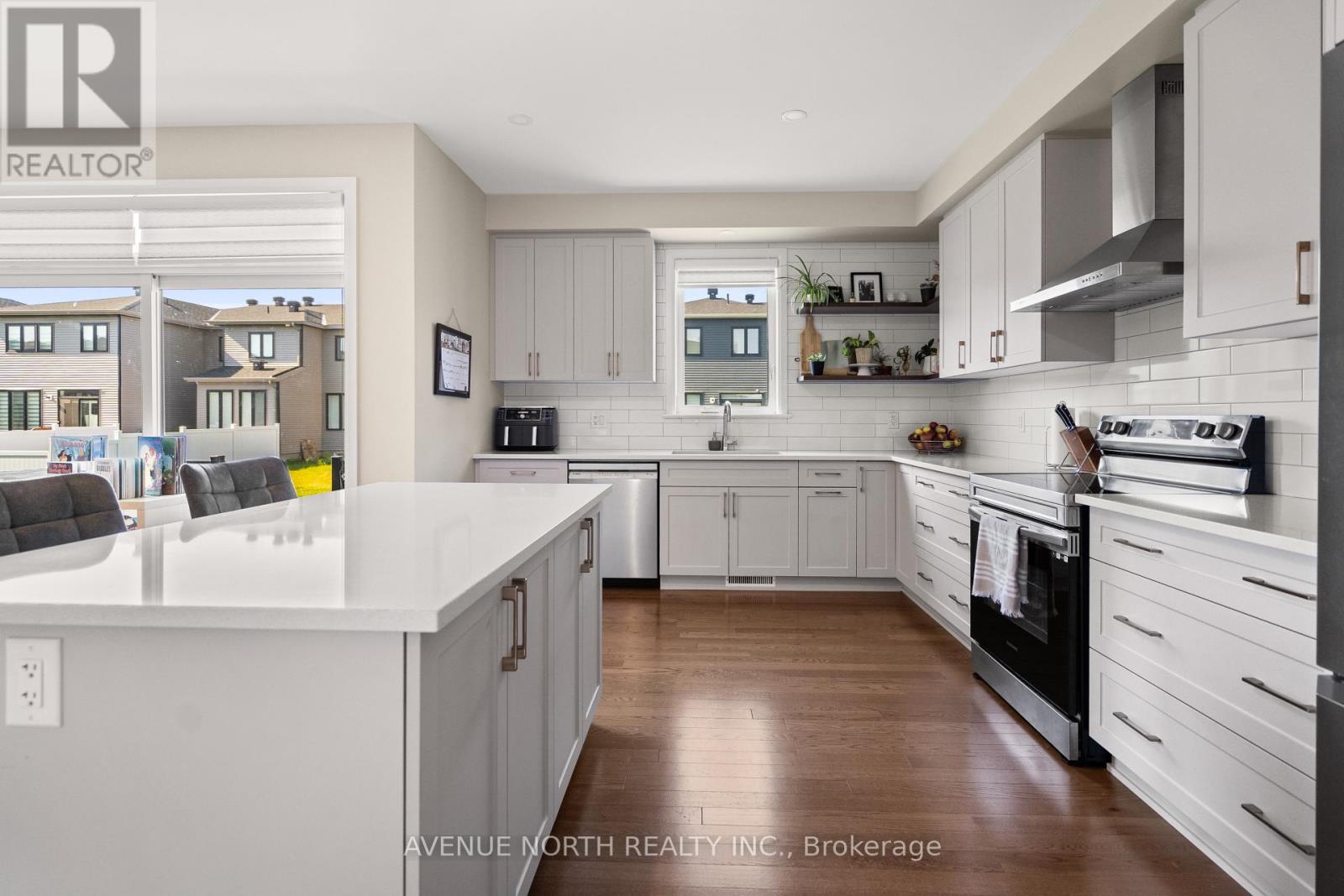 809 Gamble Drive, Russell, Ontario  K4R 0G6 - Photo 11 - X12990968