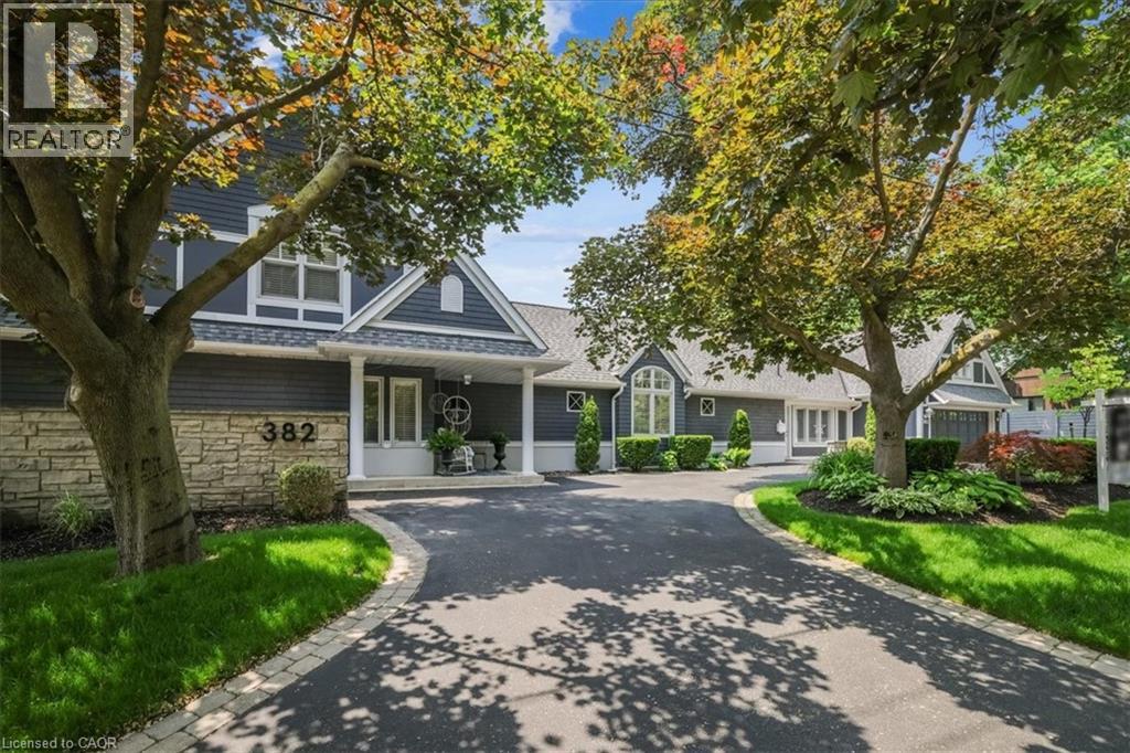 382 Trafalgar Road, Oakville, Ontario  L6J 3H5 - Photo 2 - 40817404