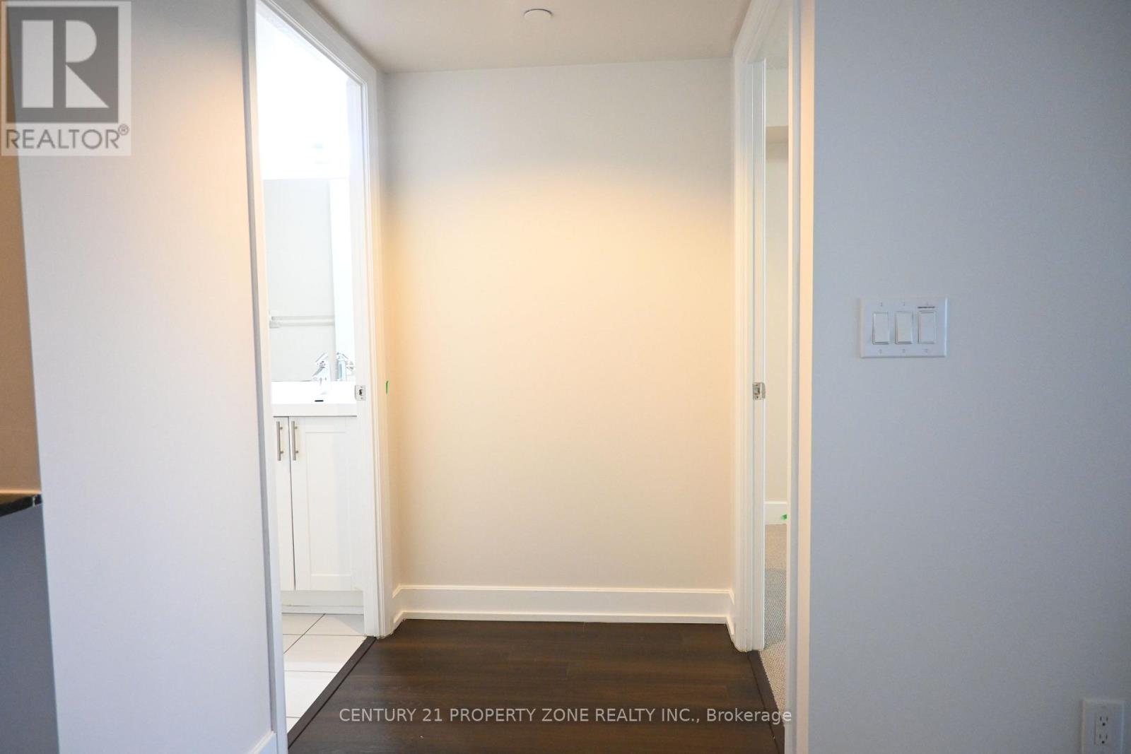 1001 - 6 Eva Road, Toronto, Ontario  M9C 0B1 - Photo 14 - W12990796