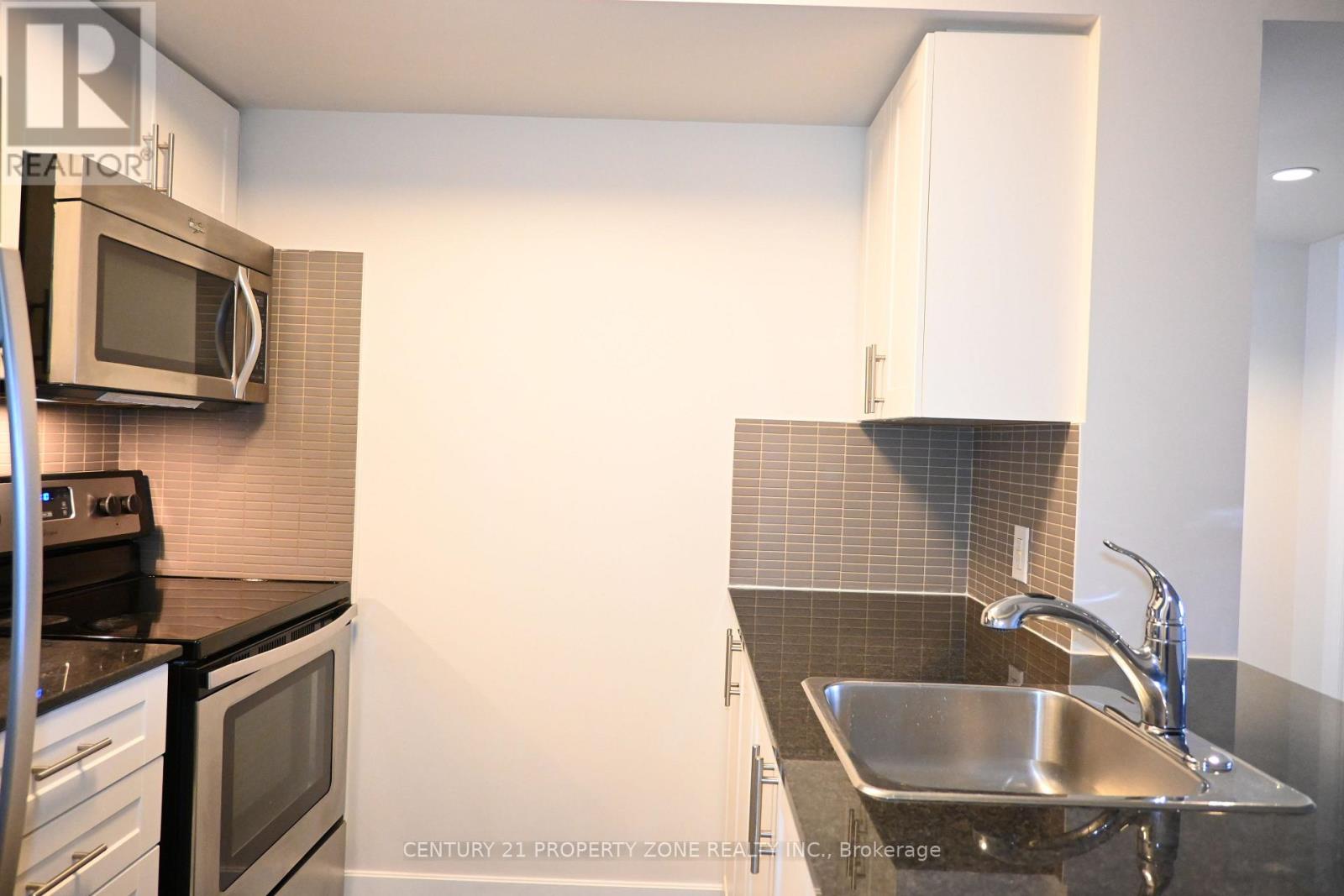 1001 - 6 Eva Road, Toronto, Ontario  M9C 0B1 - Photo 7 - W12990796