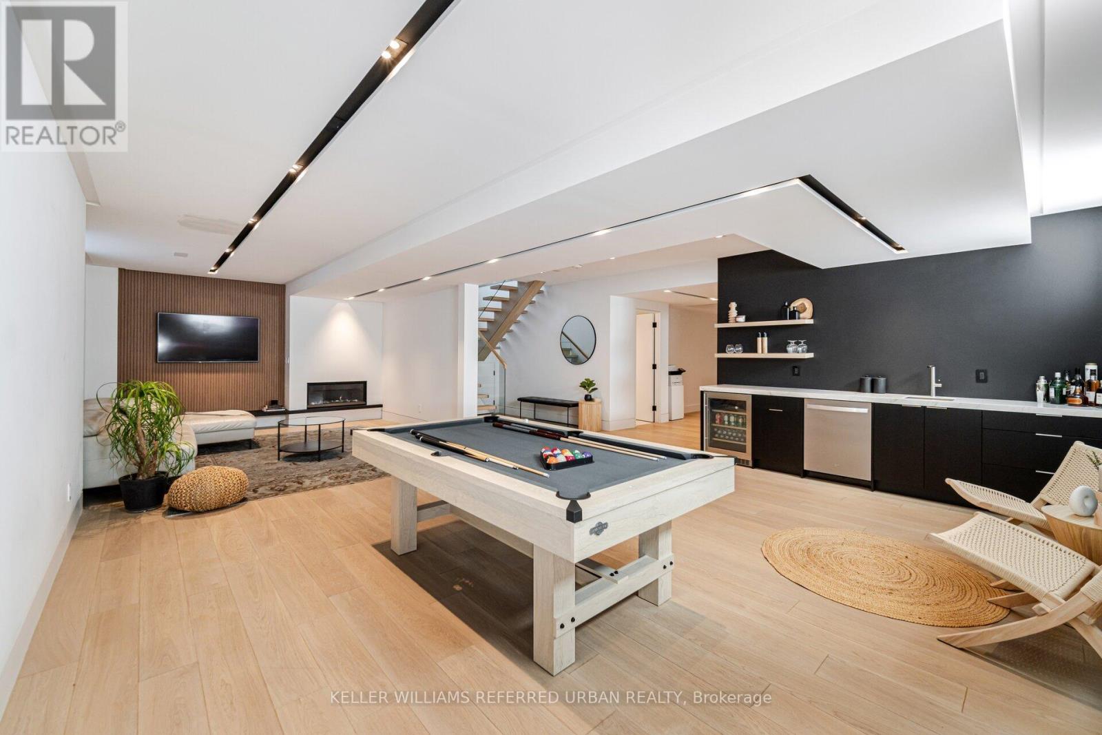 1337 Waverly Avenue, Oakville, Ontario  L6L 2S4 - Photo 35 - W12990848