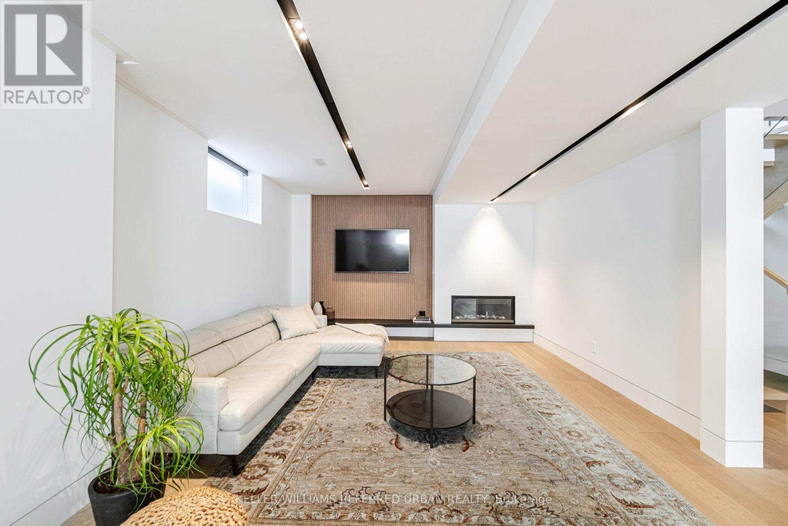 1337 Waverly Avenue, Oakville, Ontario  L6L 2S4 - Photo 36 - W12990848