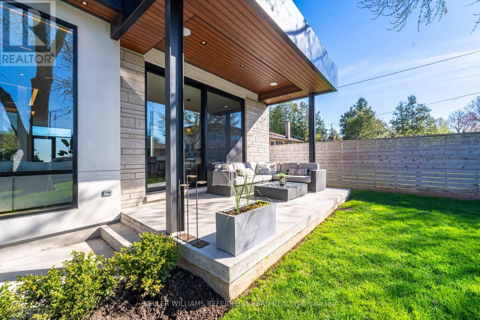 1337 Waverly Avenue, Oakville, Ontario  L6L 2S4 - Photo 41 - W12990848