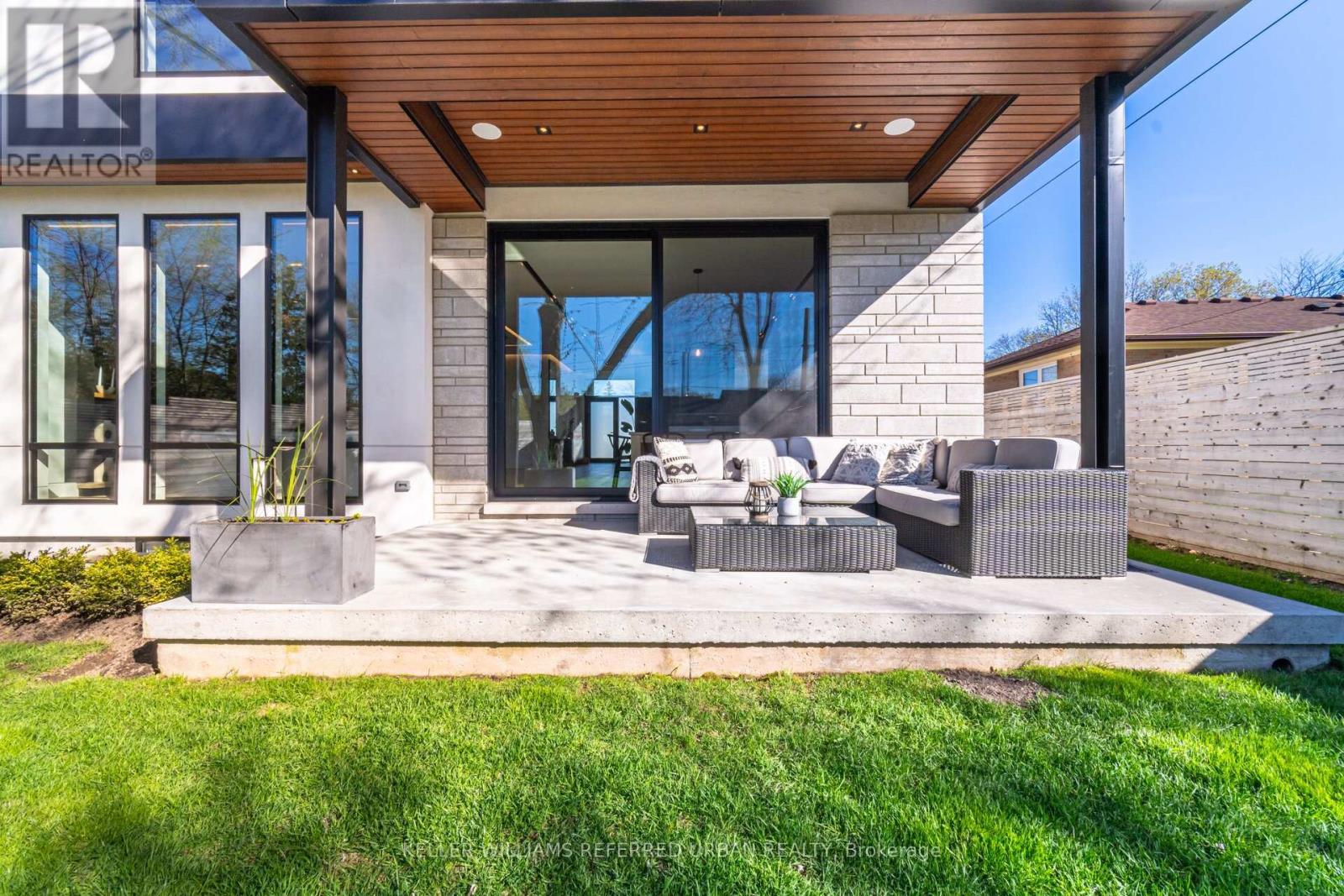 1337 Waverly Avenue, Oakville, Ontario  L6L 2S4 - Photo 42 - W12990848