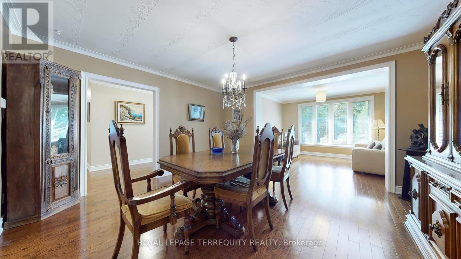 134 Hadrian Drive, Toronto, Ontario  M9W 1V4 - Photo 16 - W12990898