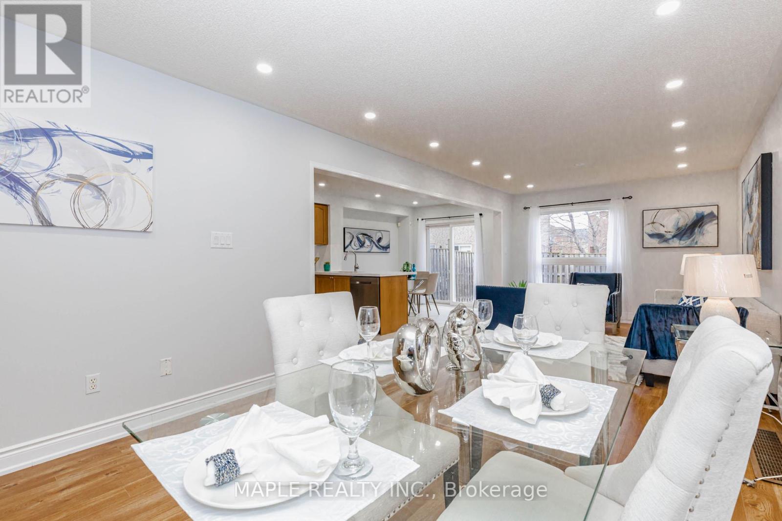 48 Trumpet Valley Boulevard, Brampton, Ontario L7A 3N8 - Photo 11 - W12990928