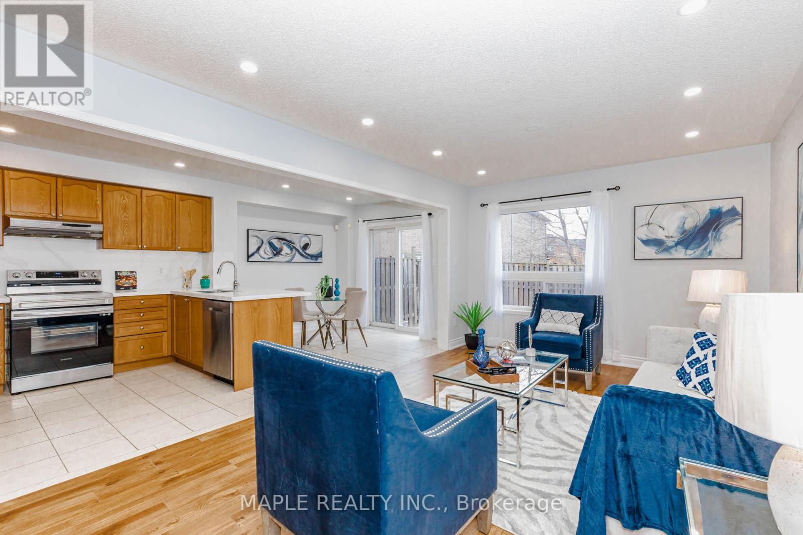 48 Trumpet Valley Boulevard, Brampton, Ontario L7A 3N8 - Photo 16 - W12990928