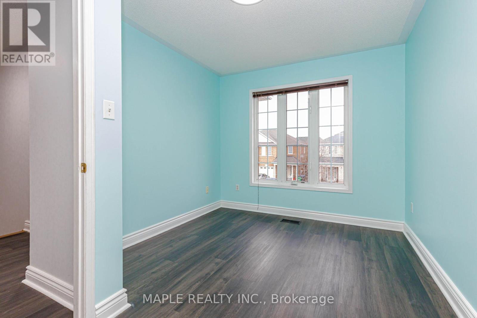 48 Trumpet Valley Boulevard, Brampton, Ontario L7A 3N8 - Photo 36 - W12990928