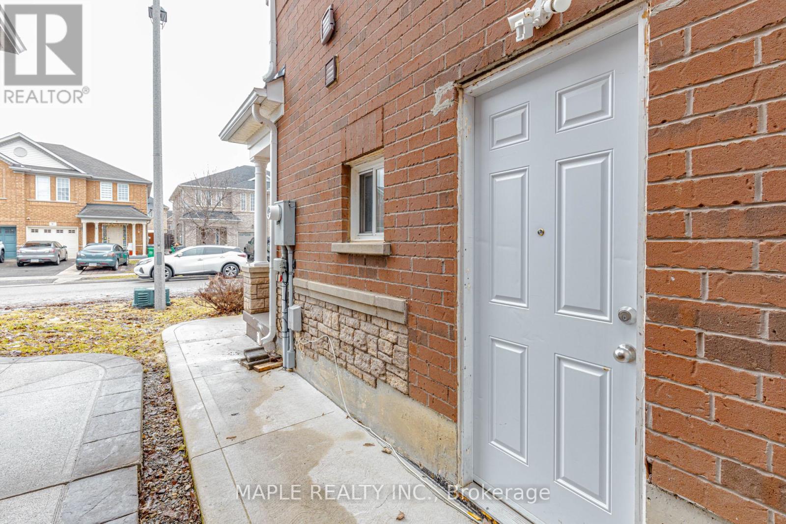 48 Trumpet Valley Boulevard, Brampton, Ontario L7A 3N8 - Photo 40 - W12990928