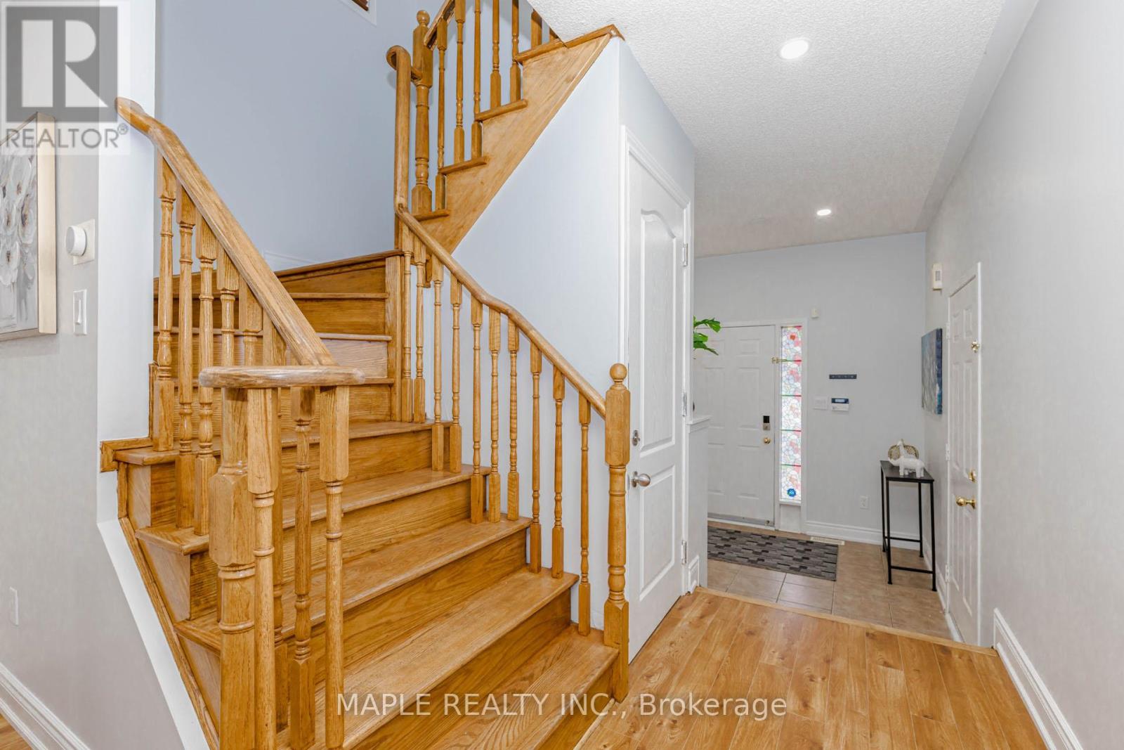 48 Trumpet Valley Boulevard, Brampton, Ontario L7A 3N8 - Photo 8 - W12990928