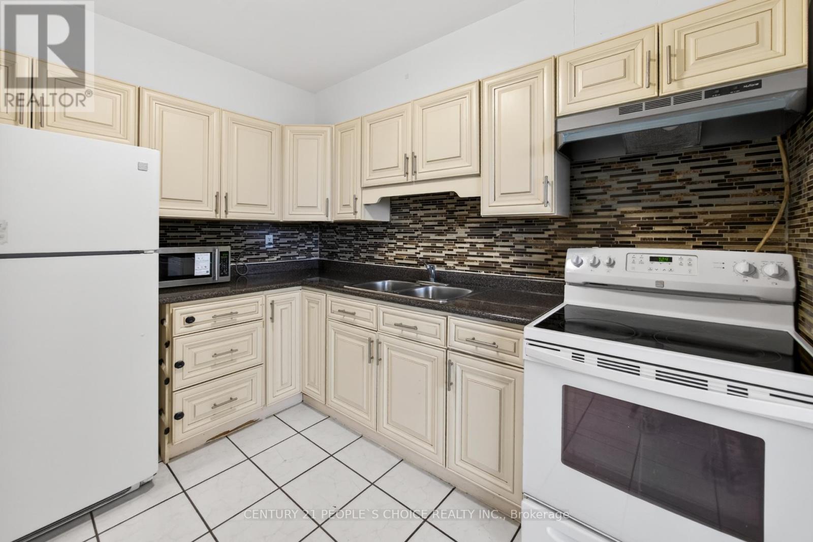 902 - 3390 Weston Road, Toronto, Ontario  M9M 2X3 - Photo 21 - W12990960