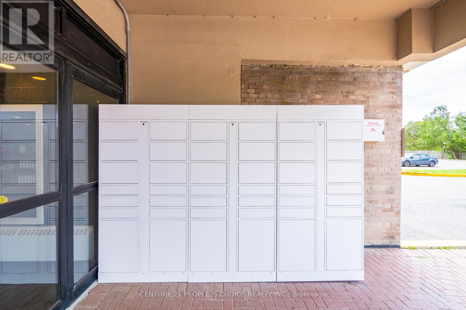 902 - 3390 Weston Road, Toronto, Ontario  M9M 2X3 - Photo 5 - W12990960