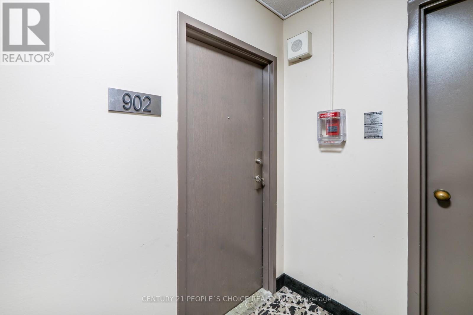 902 - 3390 Weston Road, Toronto, Ontario  M9M 2X3 - Photo 8 - W12990960