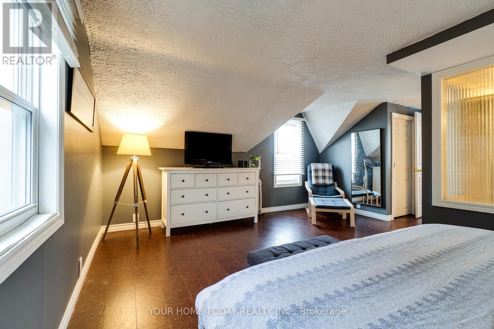 10 Knox Street, Halton Hills, Ontario  L7J 1C7 - Photo 21 - W12991012