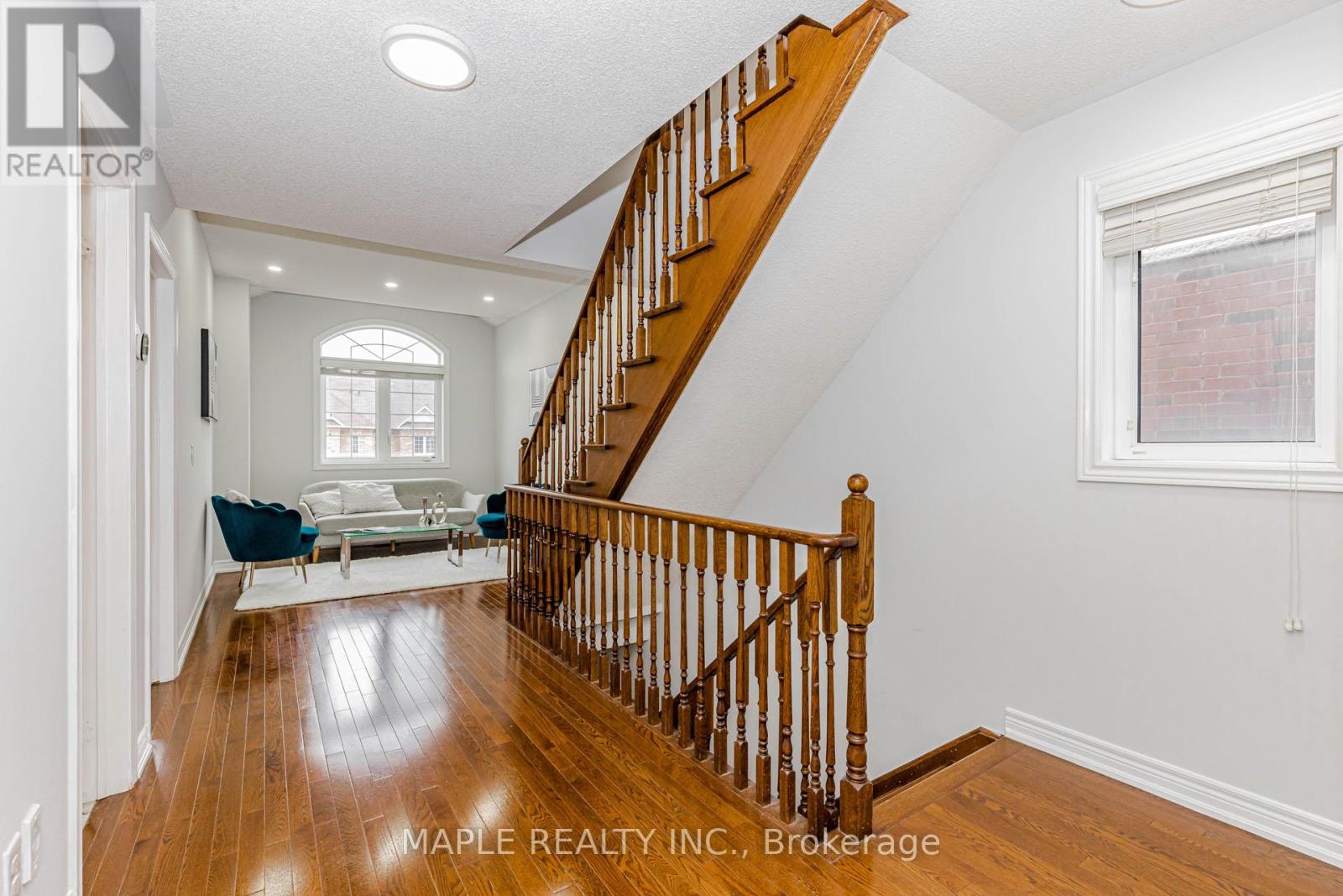 10 Eastlake Road, Brampton, Ontario L7A 3S2 - Photo 20 - W12991038