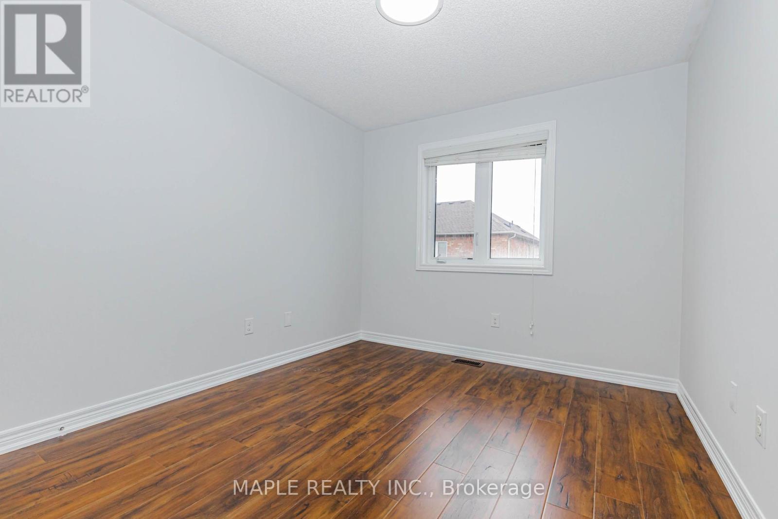 10 Eastlake Road, Brampton, Ontario L7A 3S2 - Photo 25 - W12991038