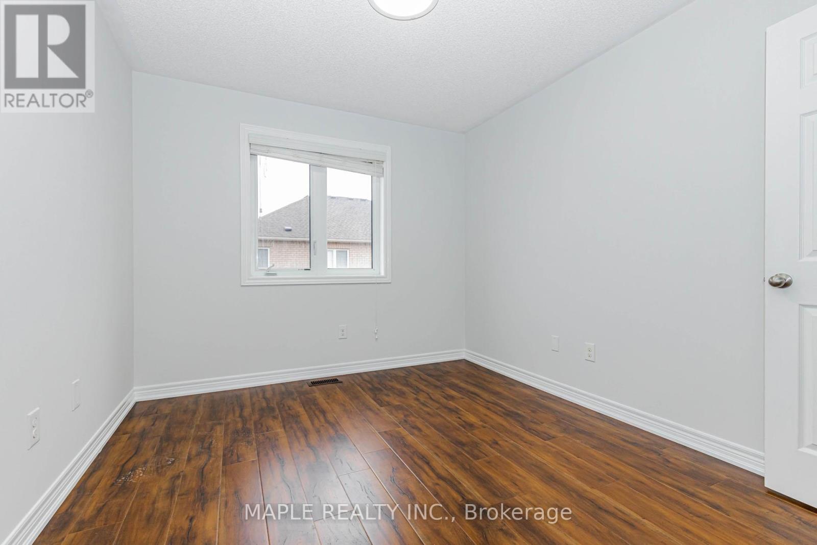 10 Eastlake Road, Brampton, Ontario L7A 3S2 - Photo 26 - W12991038