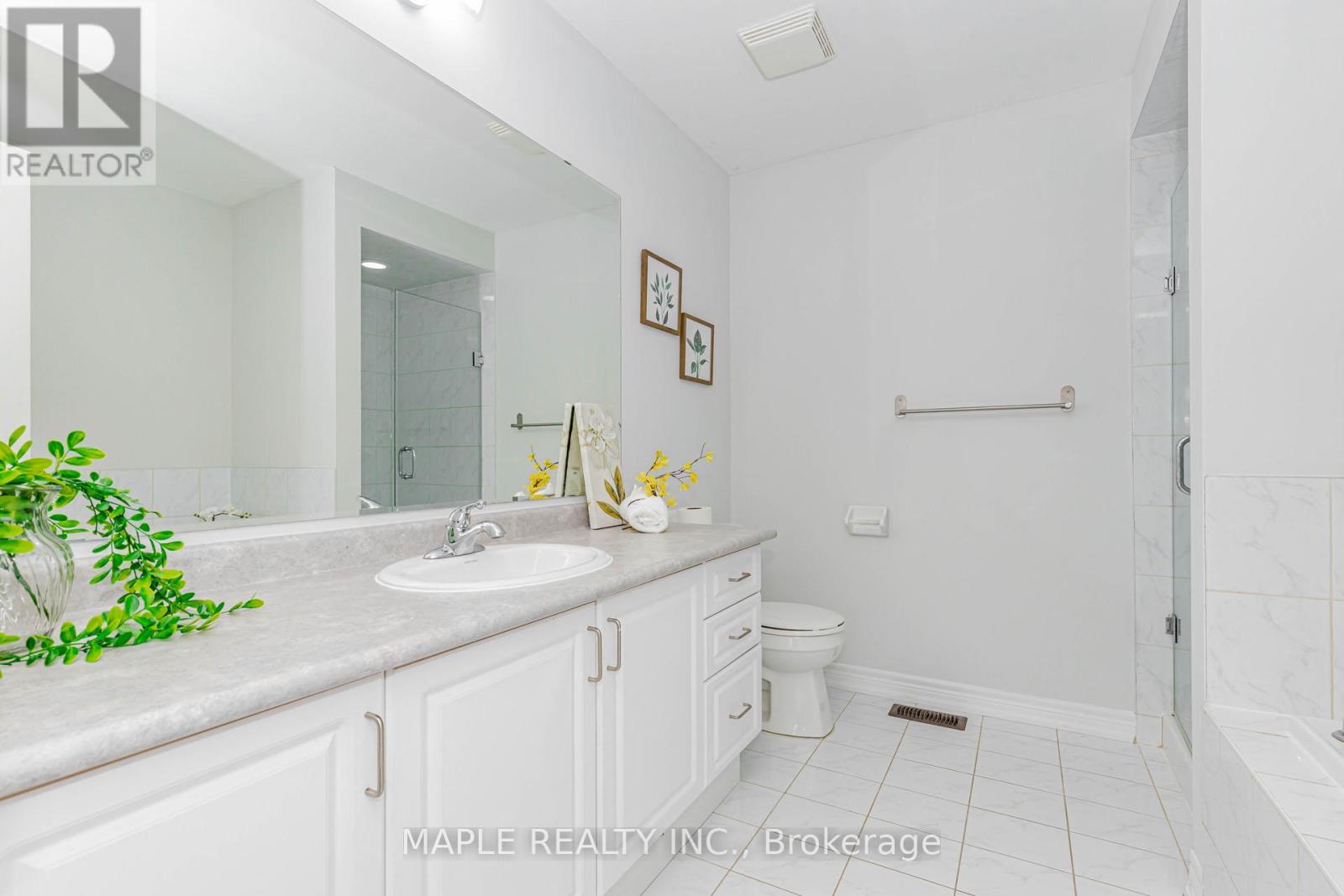 10 Eastlake Road, Brampton, Ontario L7A 3S2 - Photo 34 - W12991038