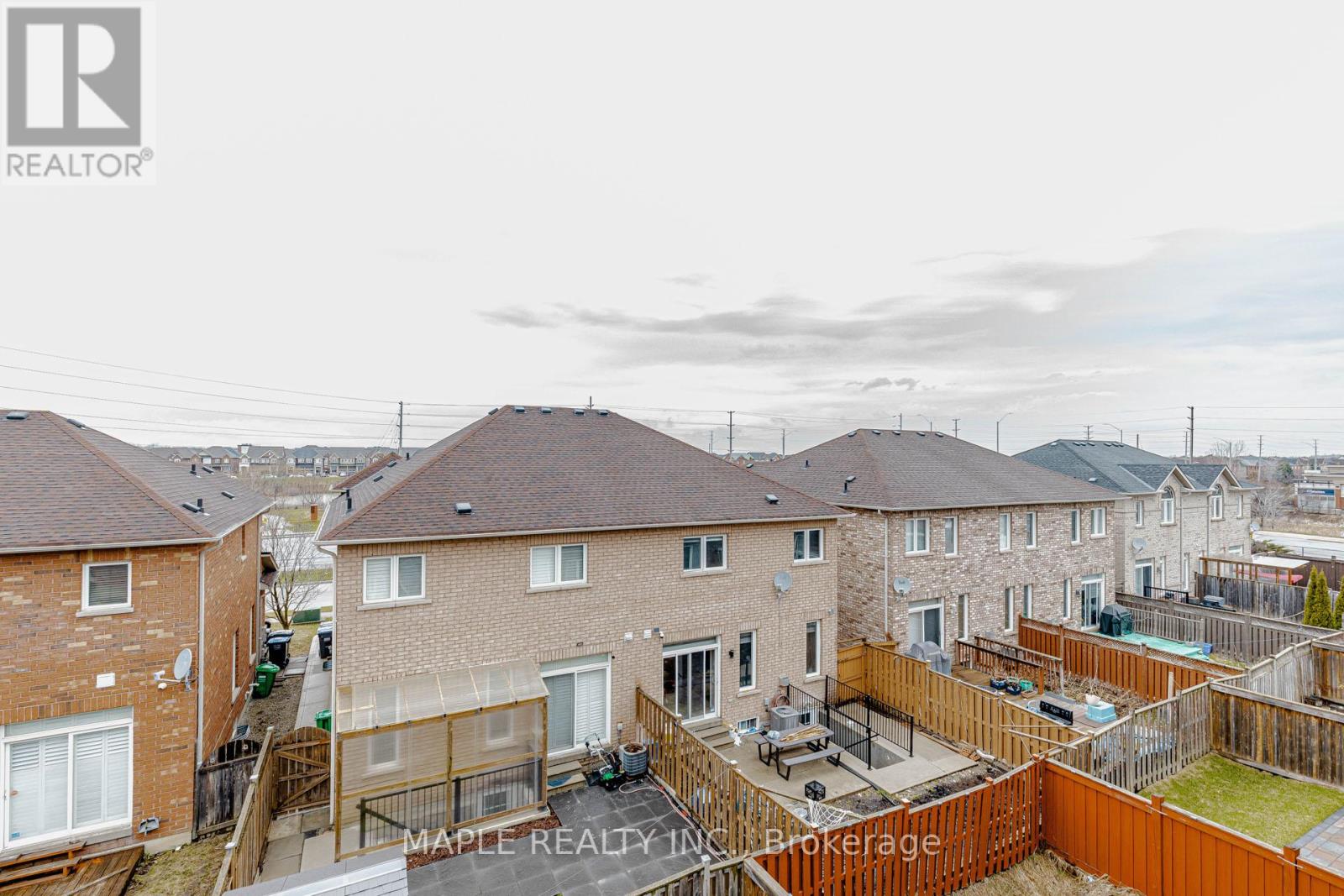 10 Eastlake Road, Brampton, Ontario L7A 3S2 - Photo 37 - W12991038