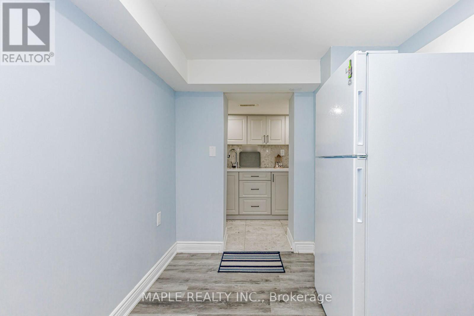 10 Eastlake Road, Brampton, Ontario L7A 3S2 - Photo 42 - W12991038