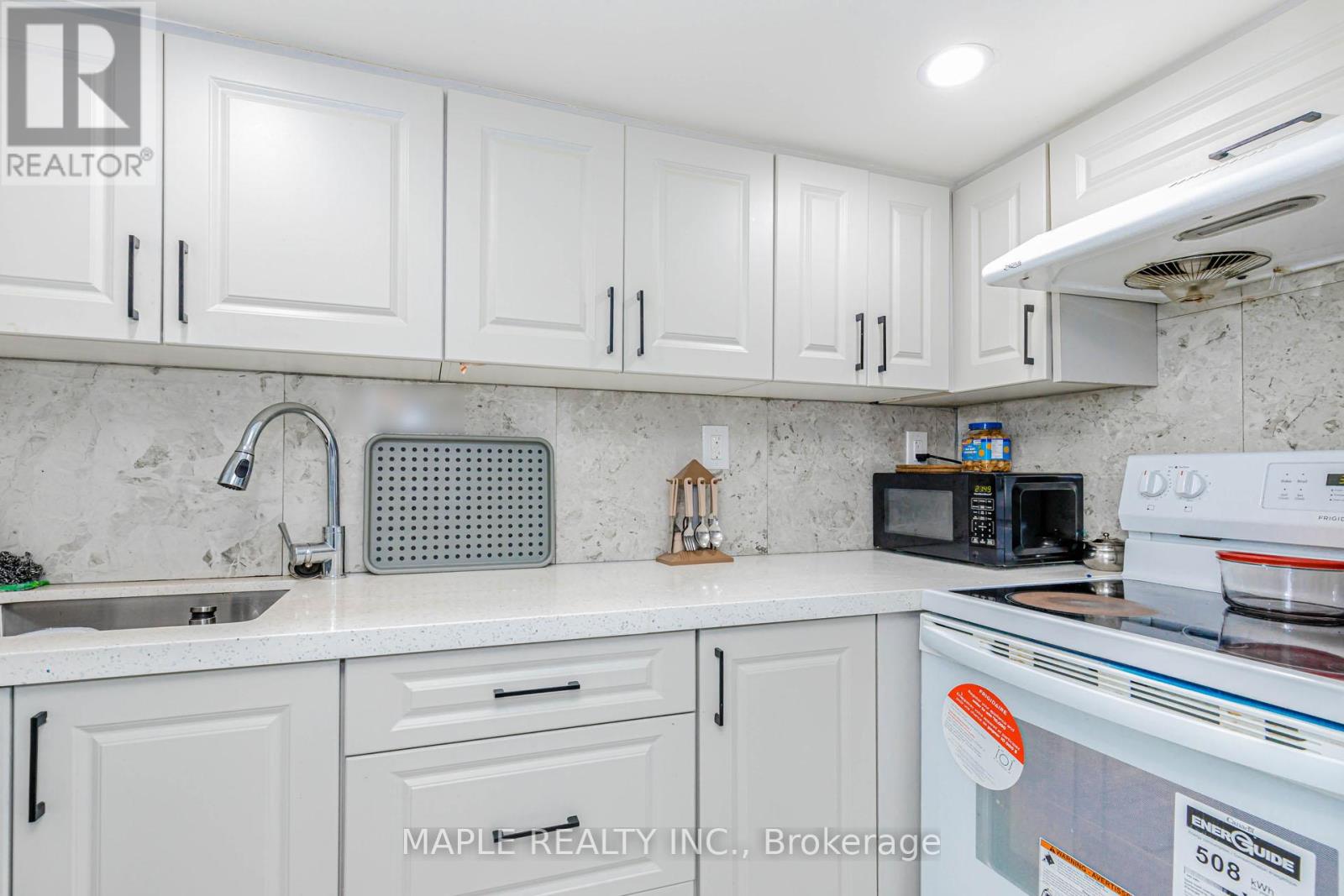 10 Eastlake Road, Brampton, Ontario L7A 3S2 - Photo 43 - W12991038