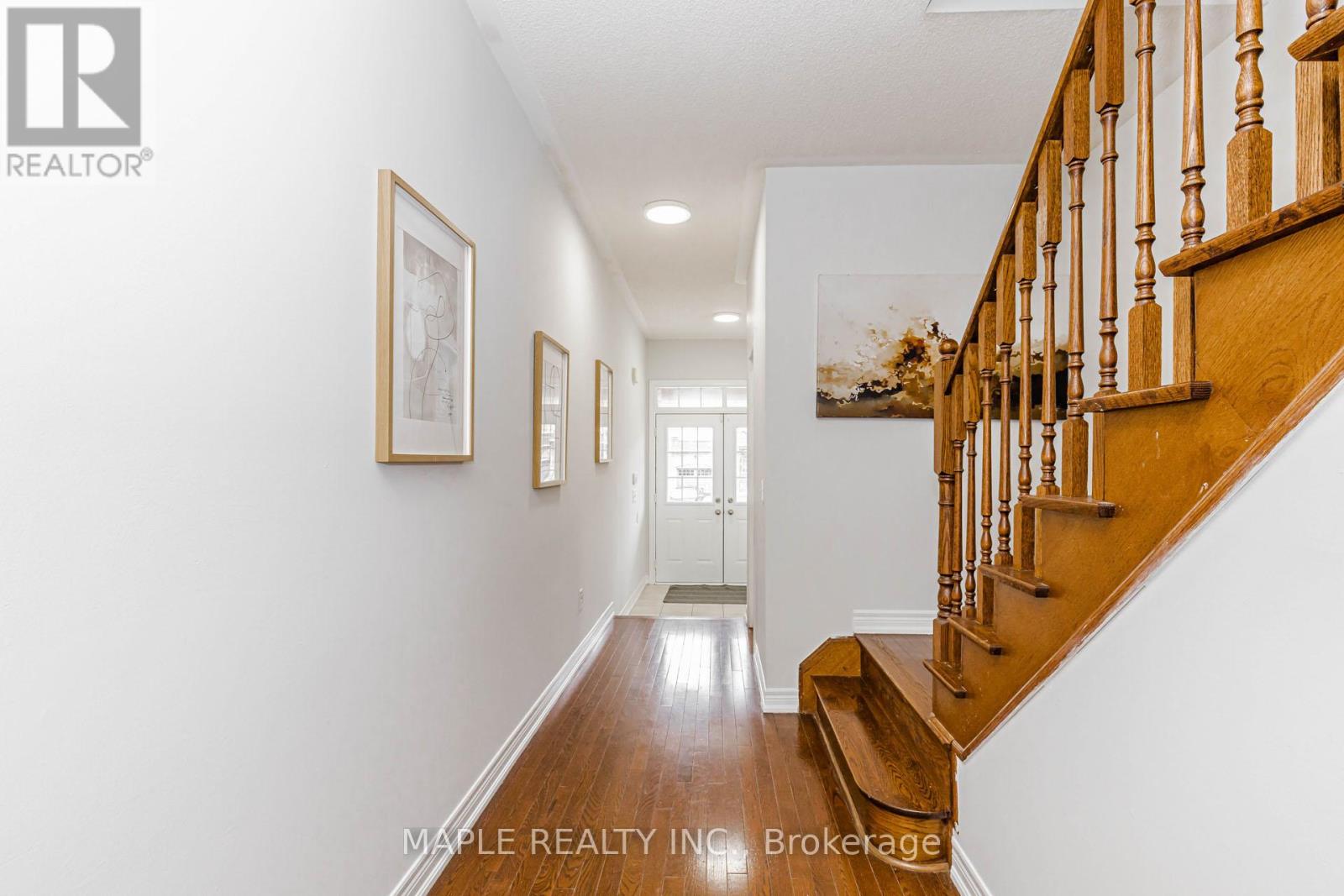 10 Eastlake Road, Brampton, Ontario L7A 3S2 - Photo 6 - W12991038