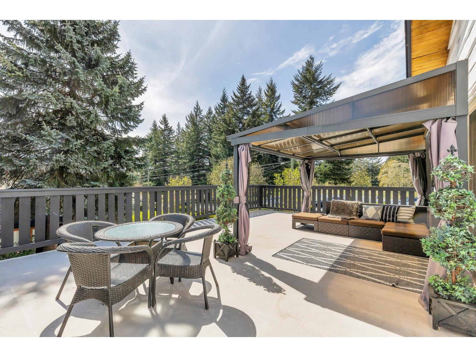 7958 Taulbut Street, Mission, British Columbia V2V 3W7 - Photo 32 - R3108577