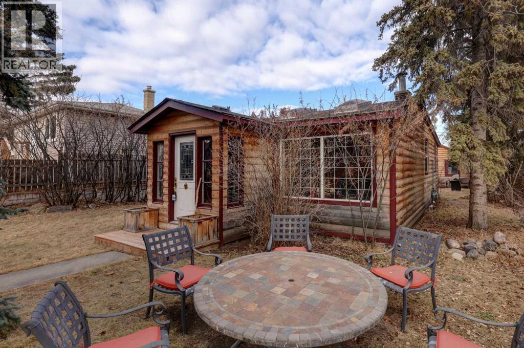 6424 32 Avenue Nw, Calgary, Alberta  T3B 0K4 - Photo 3 - A2287057