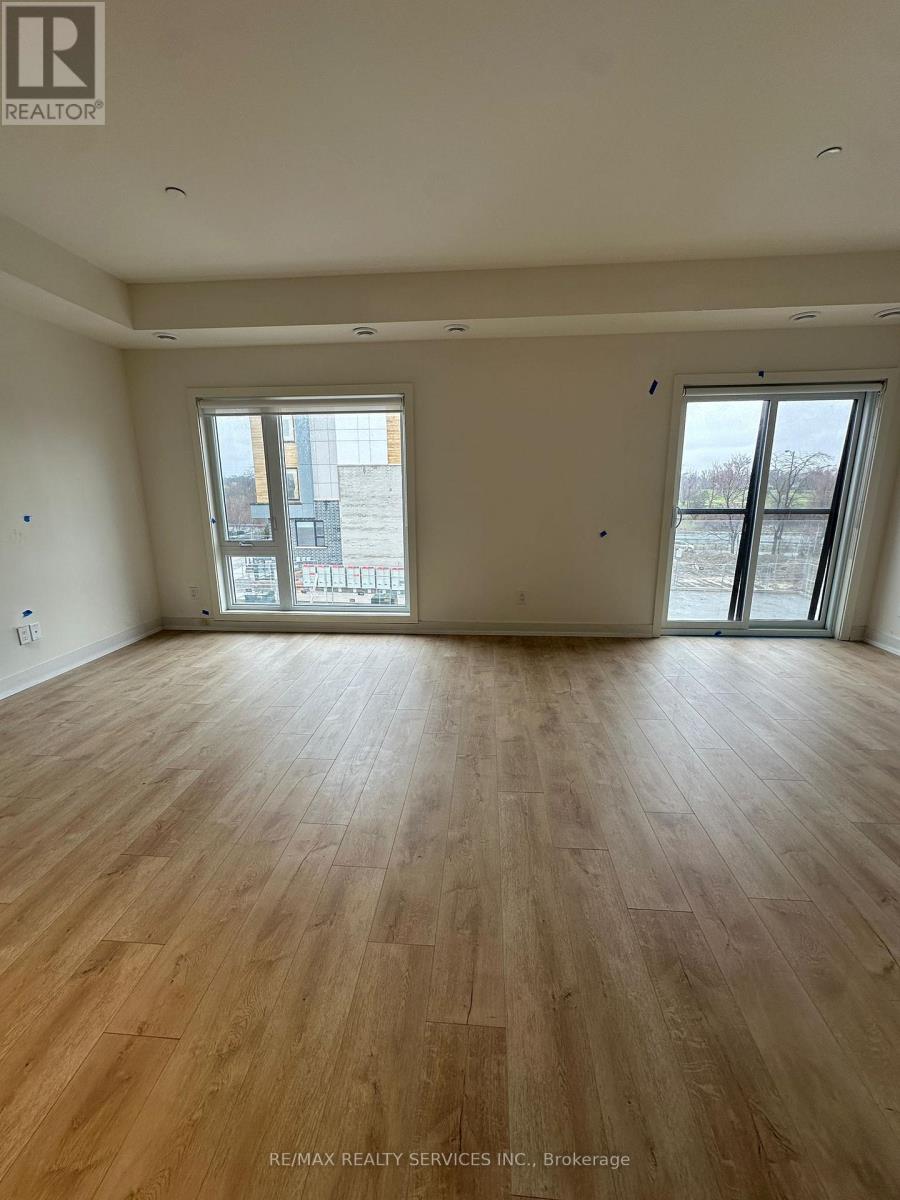 315b - 16 Melbourne Avenue, St. Catharines, Ontario  L2P 0G5 - Photo 3 - X12990730