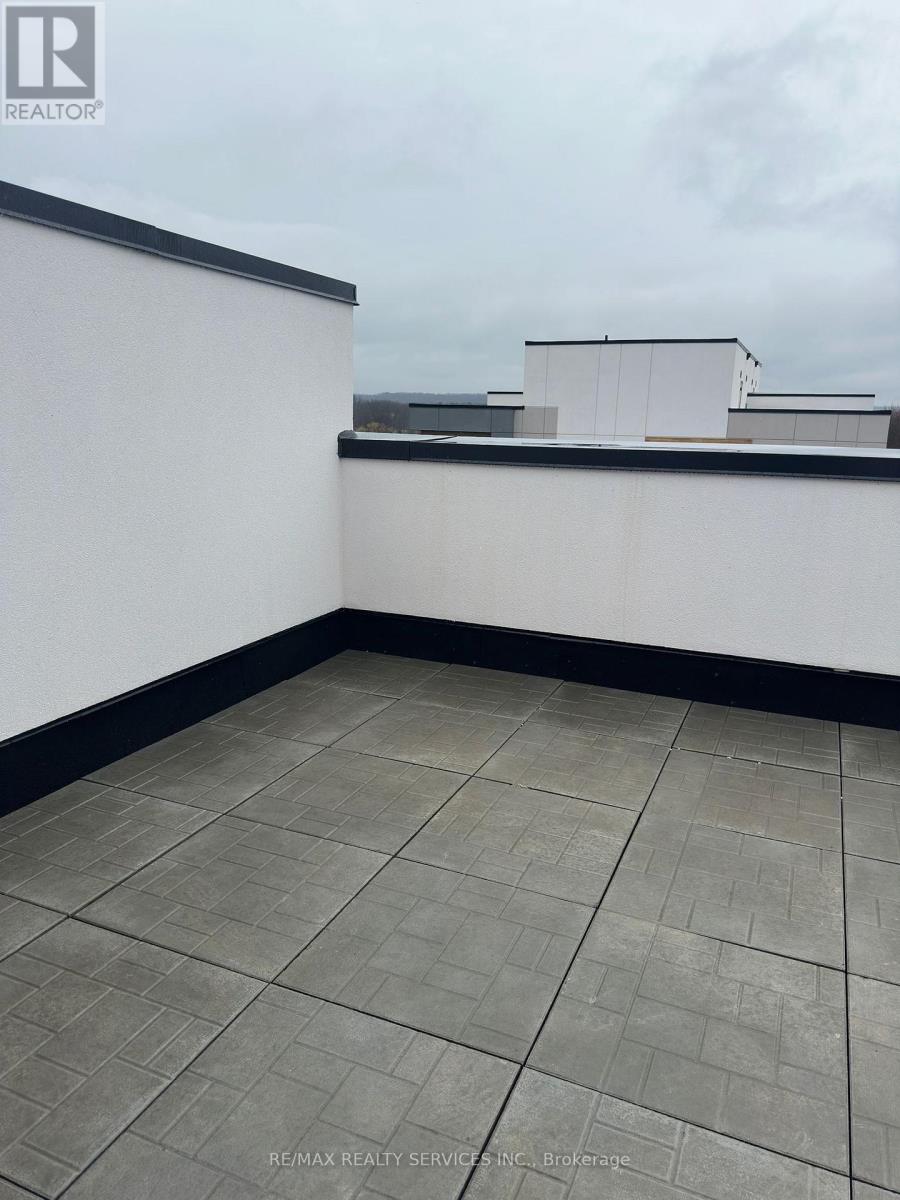 315b - 16 Melbourne Avenue, St. Catharines, Ontario  L2P 0G5 - Photo 30 - X12990730