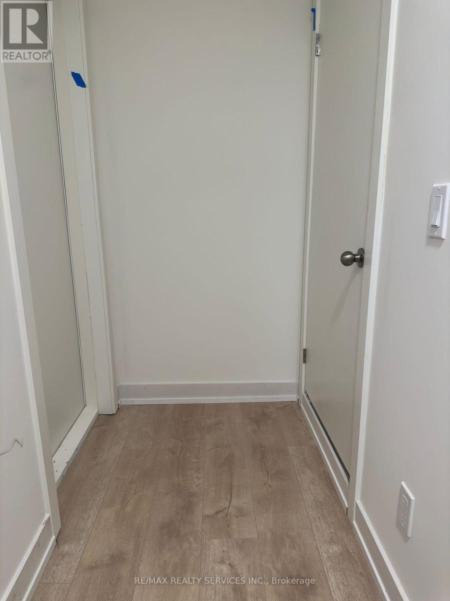 315b - 16 Melbourne Avenue, St. Catharines, Ontario  L2P 0G5 - Photo 31 - X12990730