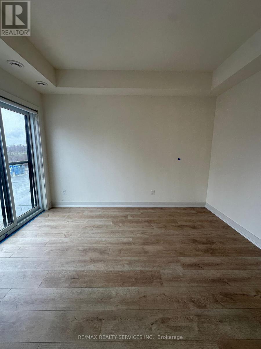 315b - 16 Melbourne Avenue, St. Catharines, Ontario  L2P 0G5 - Photo 5 - X12990730