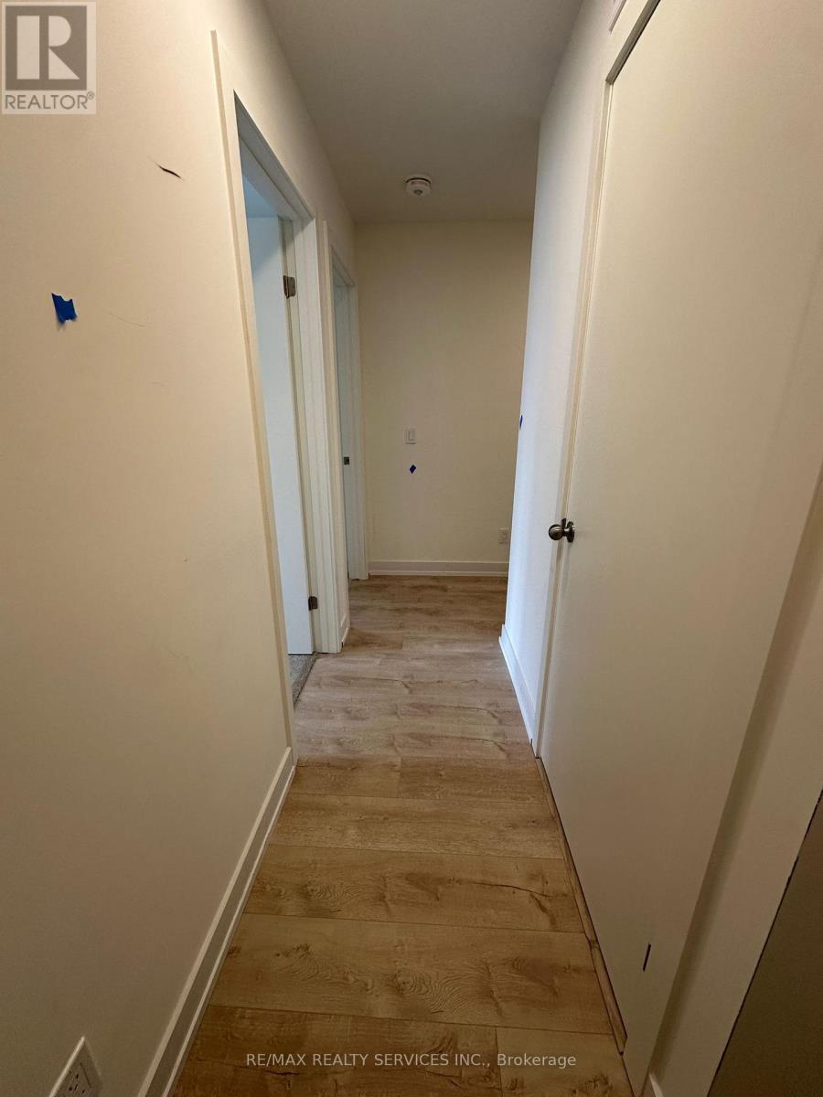 315b - 16 Melbourne Avenue, St. Catharines, Ontario  L2P 0G5 - Photo 9 - X12990730