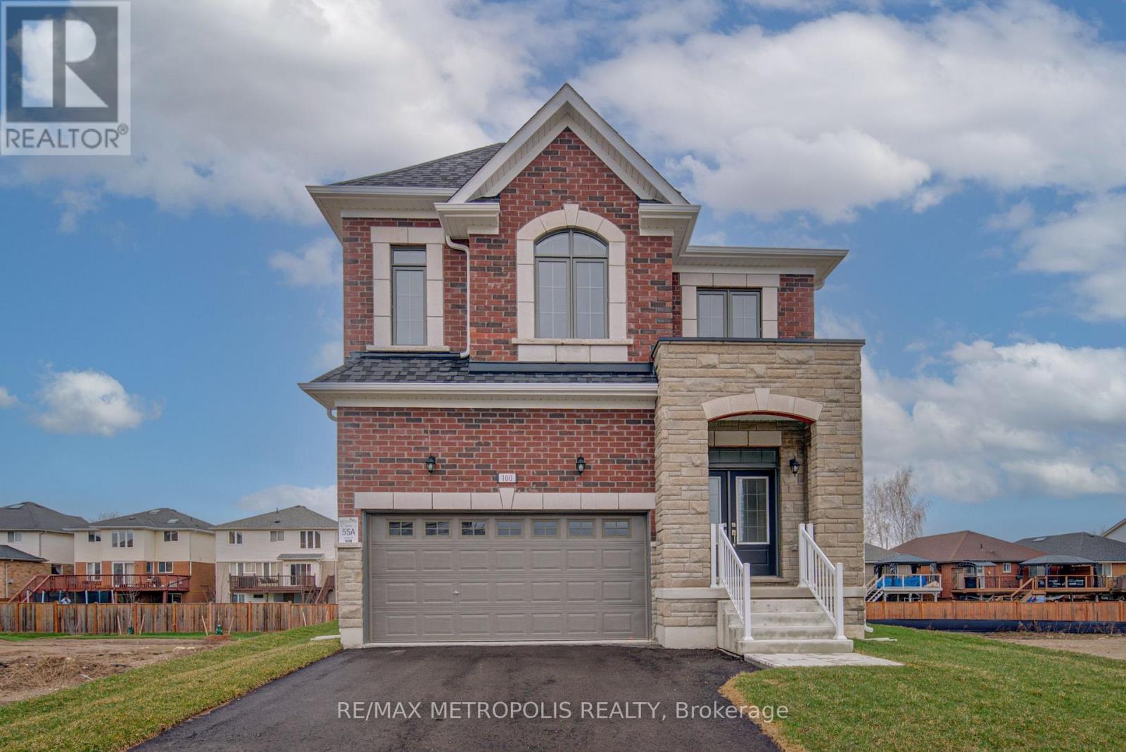 100 Moss Drive, Cambridge, Ontario  N1T 0H1 - Photo 2 - X12990894