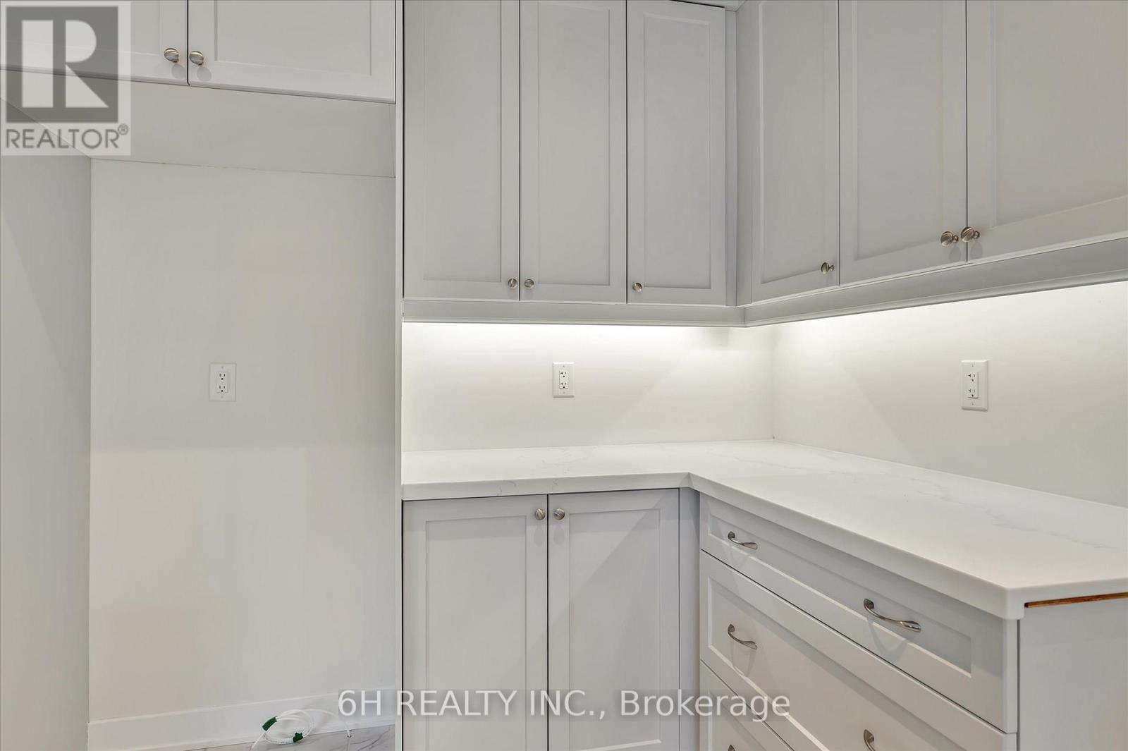 816 Griffin Trail, Peterborough, Ontario  K9K 0J4 - Photo 10 - X12990922