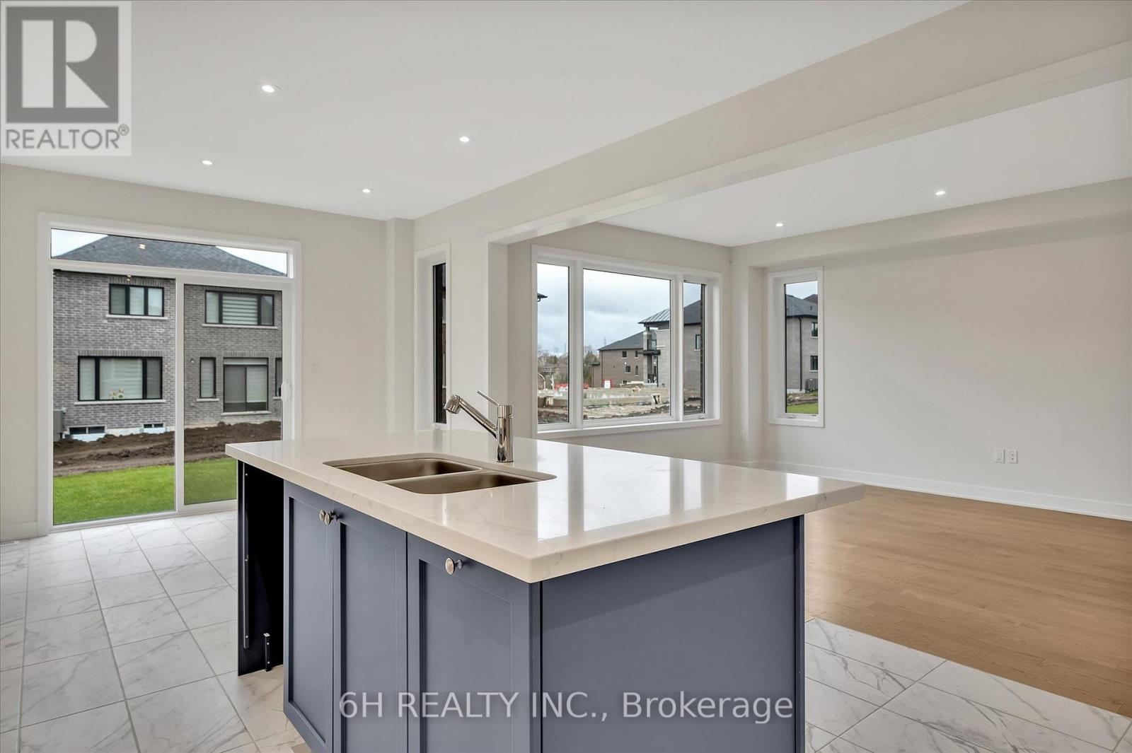 816 Griffin Trail, Peterborough, Ontario  K9K 0J4 - Photo 8 - X12990922